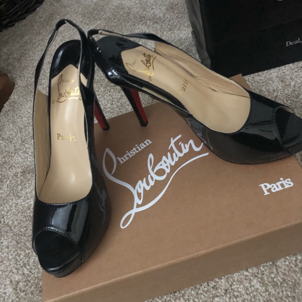 Christian Louboutin slingback peep-toe